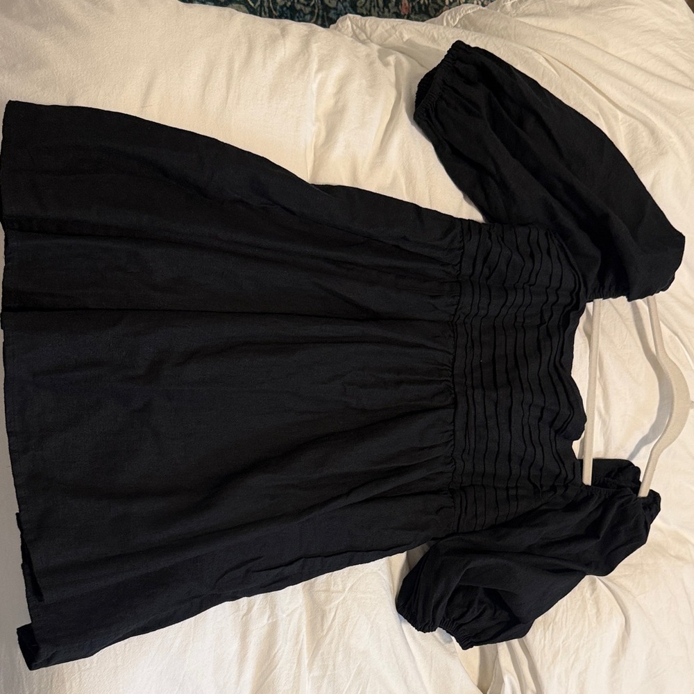 Abercrombie & Fitch Black Smocked Puff-Sleeve Girls Dress